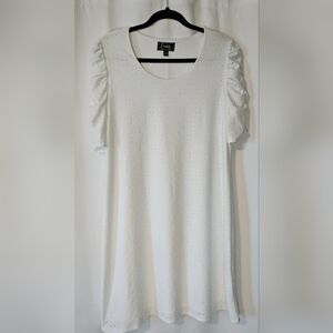 Chic White Textured Midi Dress